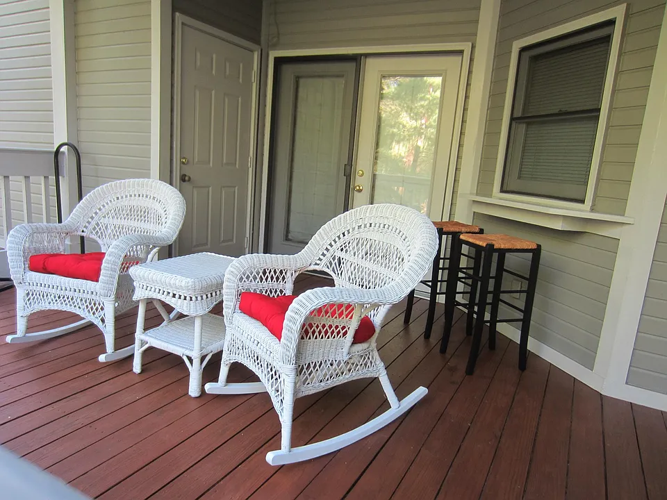 Rear covered, private deck