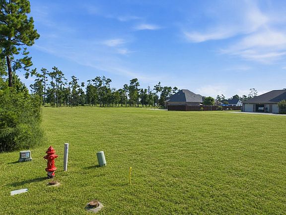 2nd image of 1912 Bobby Jones Way