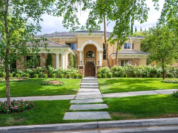 9209 Eagle Hills Dr, Las Vegas, NV 89134