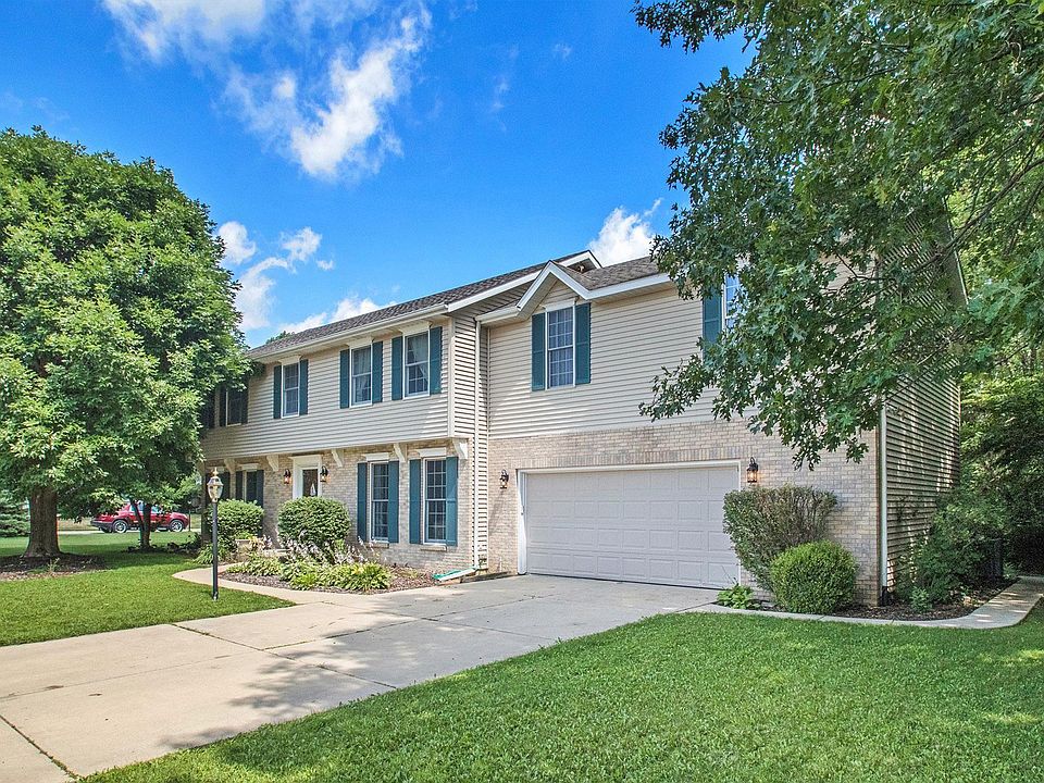 1st image of 51630 Meadow Pond Dr