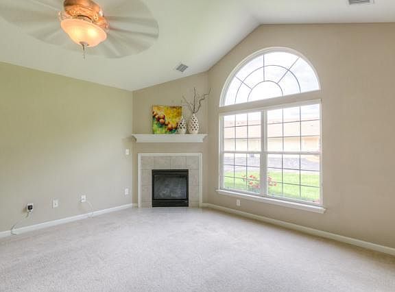 4th image of 6008 NE Kensington C Ct