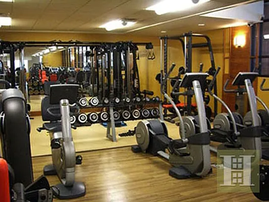 Rented by Halstead Real Estate | media 7