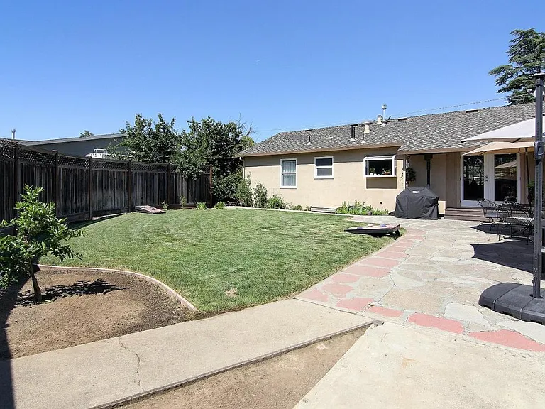 14300 Bercaw Ln — Photo 18