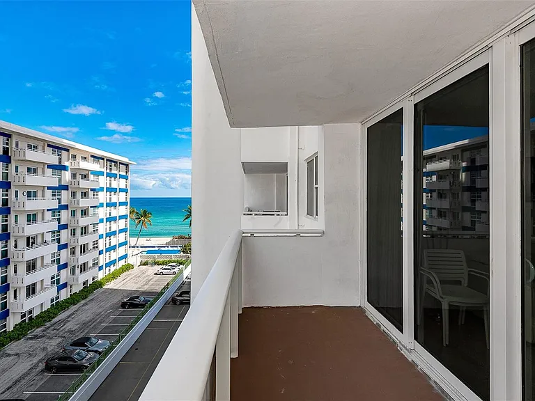 3140 S Ocean Dr #509 — Photo 28