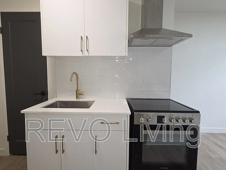 62 Triller Ave #305 — Photo 3