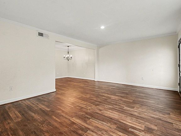 4th image of 1318 Ward Rd