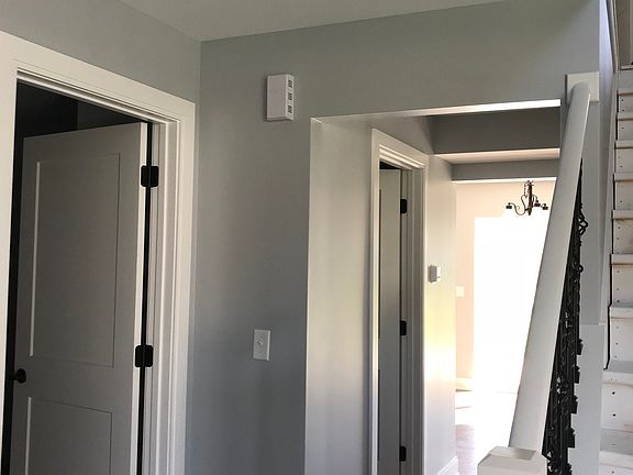3rd image of 13635 Long Ave