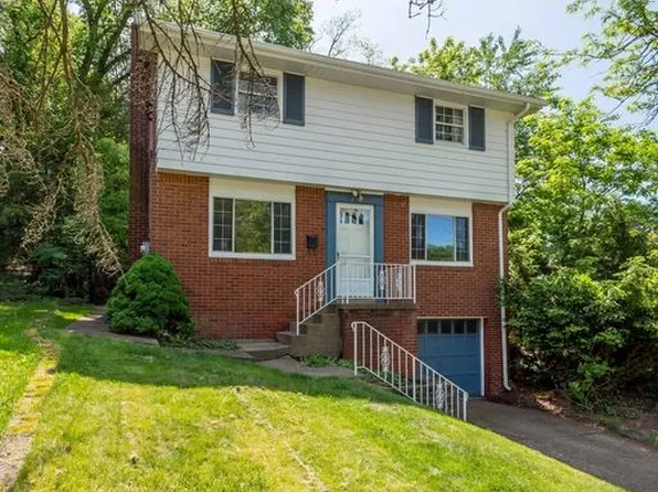 128 Legrande Dr, Pittsburgh, PA 15221