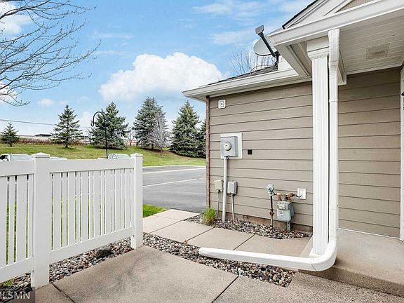 3rd image of 634 Mariner Way