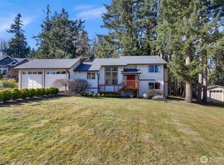 Country Club, Camano Island, WA 98282