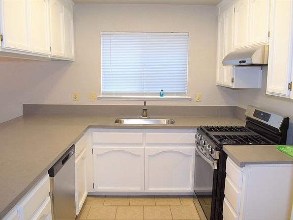 5th image of 9062 La Maison Cir