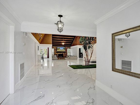 3rd image of 8350 NW 15th Ct