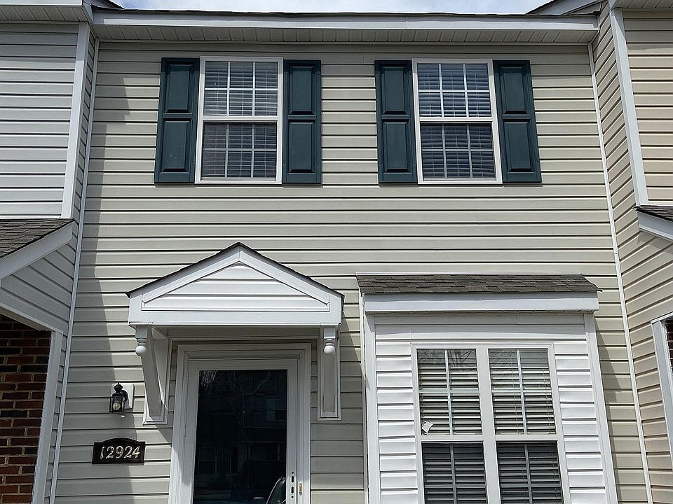 1st image of 12924 Sickles Dr