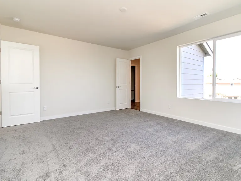 5632 S 302nd St — Photo 23
