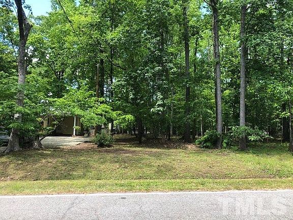 2nd image of 323 Cheryl Ave