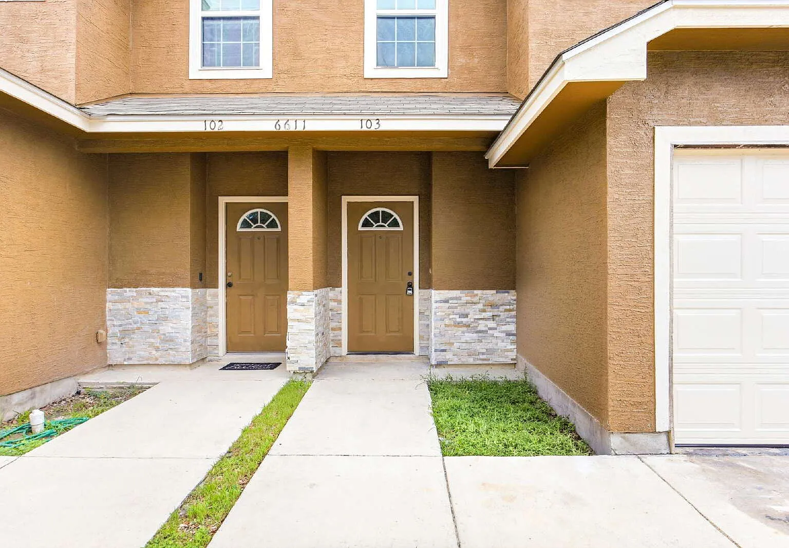 3 bed, 2.5 bath, $1,275 — Photo 4