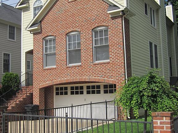 2nd image of 2223 N Albemarle St