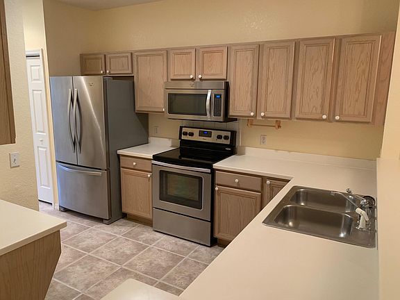 3rd image of 231 NE 28th Ave APT 308