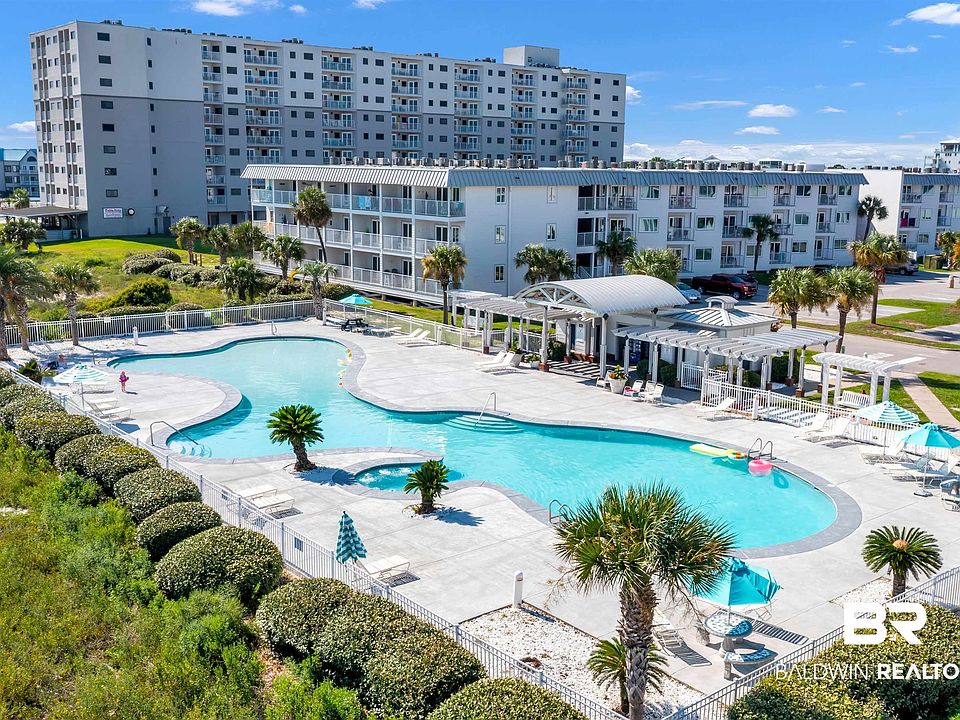 1st image of 400 Plantation Rd #3112