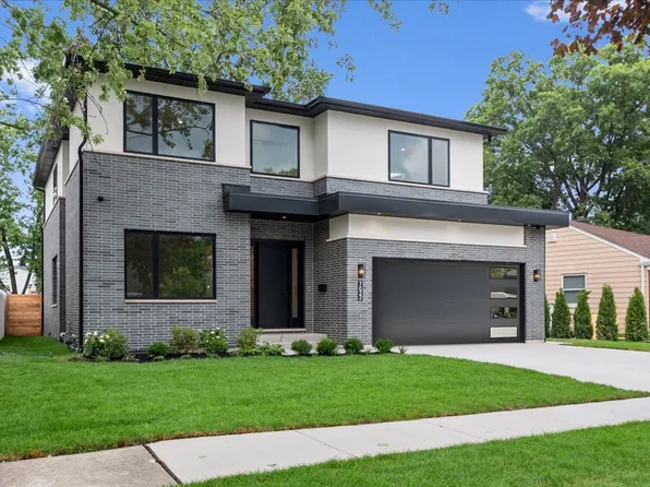 7022 Palma Ln, Morton Grove, IL 60053