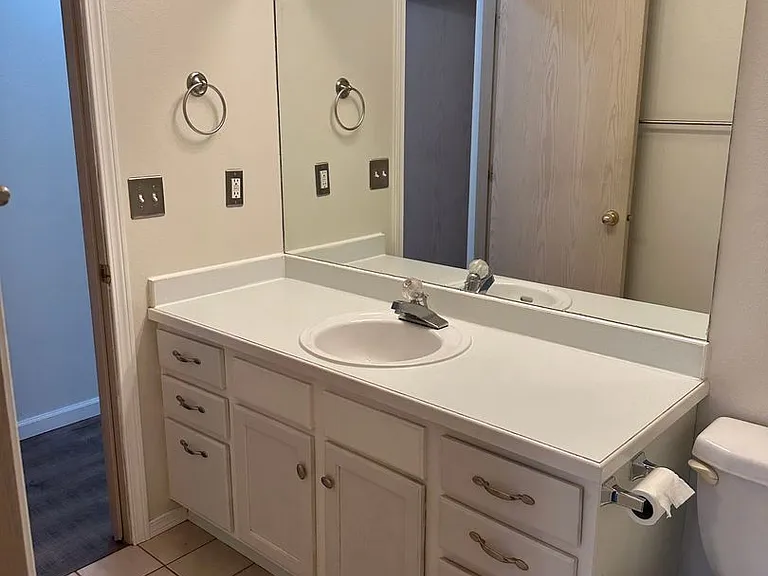 4018 Sycamore Loop — Photo 12