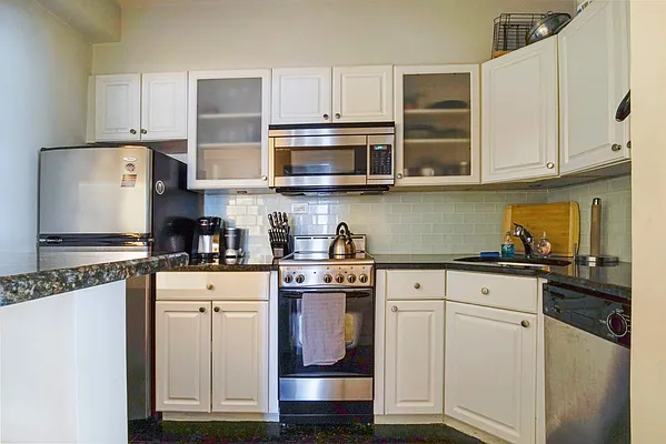 Rented by Compass | media 8