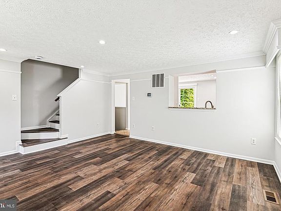 4th image of 8241 Appalachian Dr