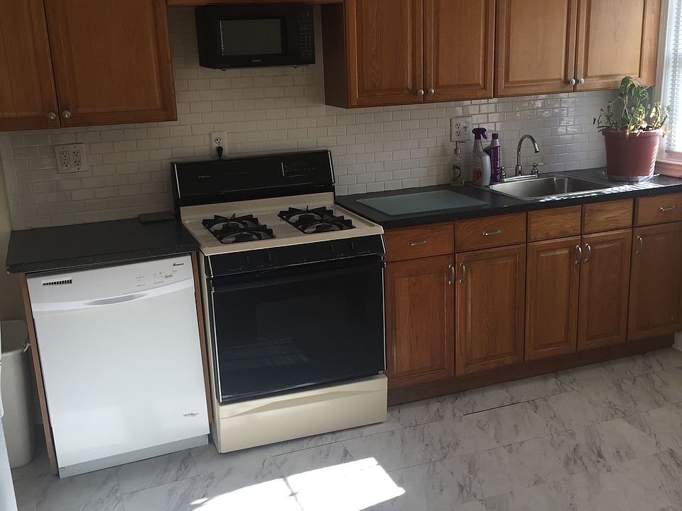 2nd image of 6821 Boston Ave