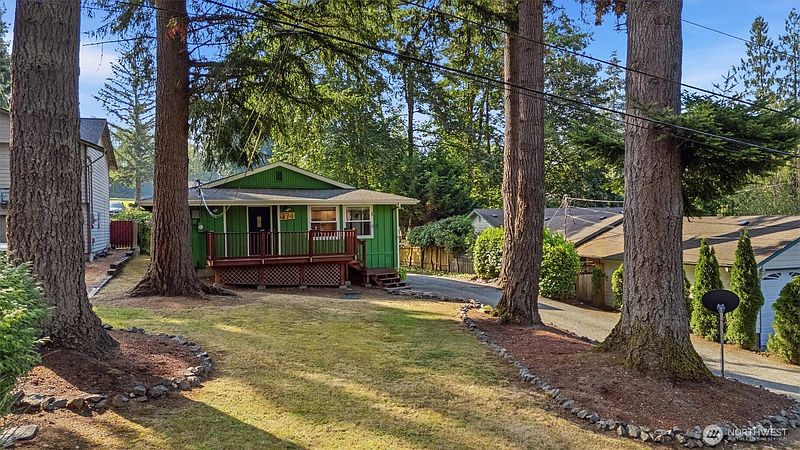 2nd image of 374 Echo Lane