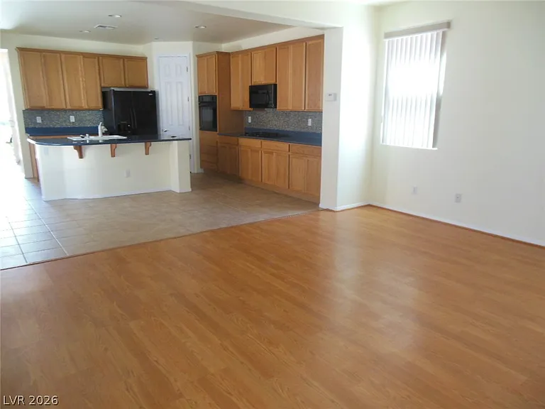2423 Carnegie Hall St — Photo 11
