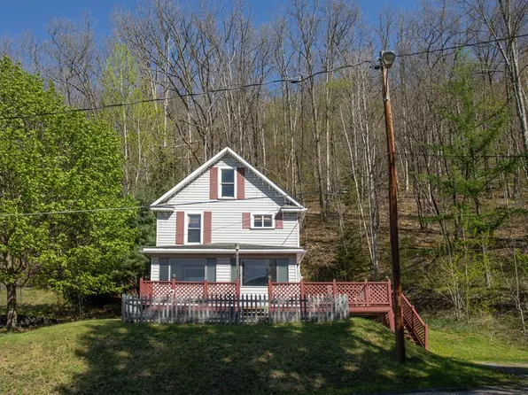 7 Oak St, Galeton, PA 16922