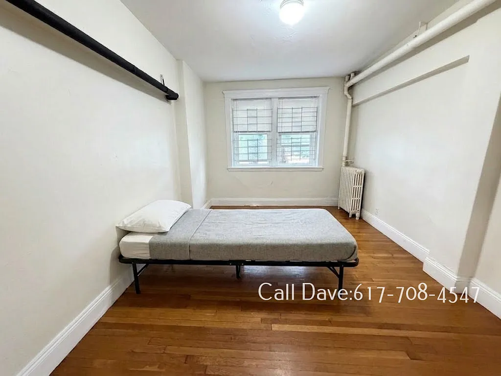 132 Washington St — Photo 2