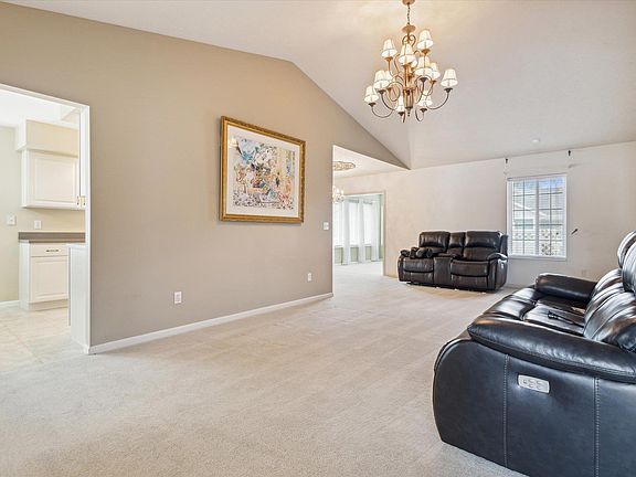 5th image of 51811 Heath Ct