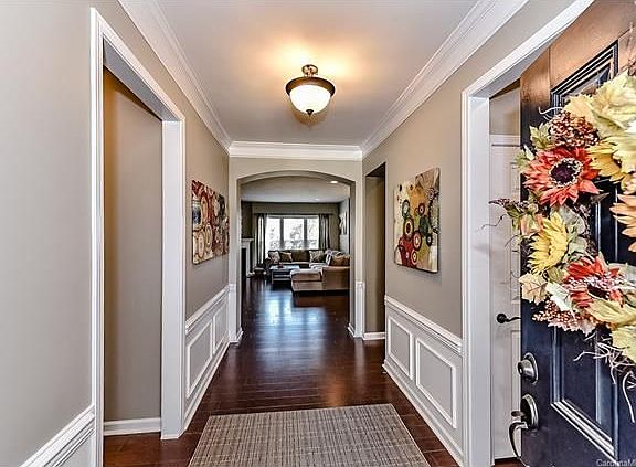 2nd image of 5016 Blossom Point Dr