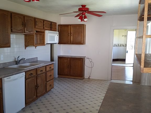 4th image of 56705 240th St