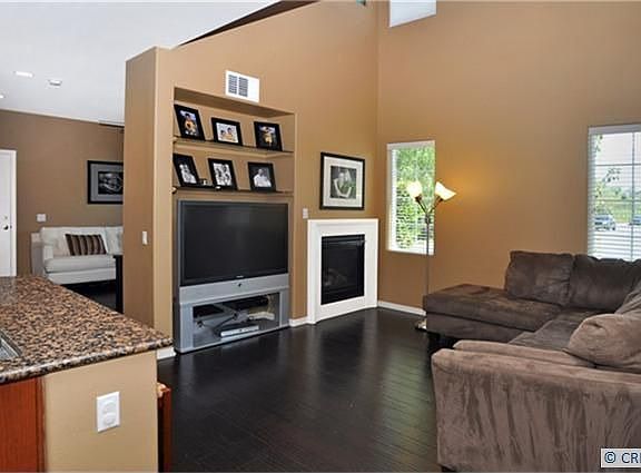 5th image of 341 W Mountain Holly Ave