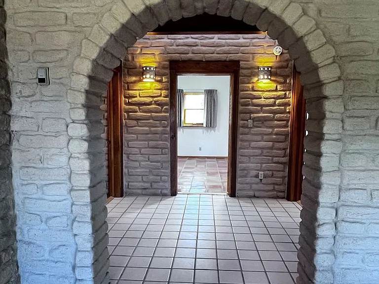 5 Oriente Ct — Photo 17