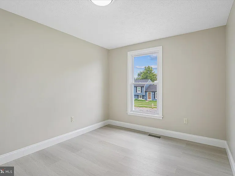 1315 Danberry Dr — Photo 13