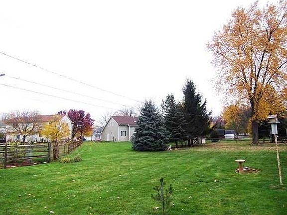 2nd image of 6031 Granville Dr