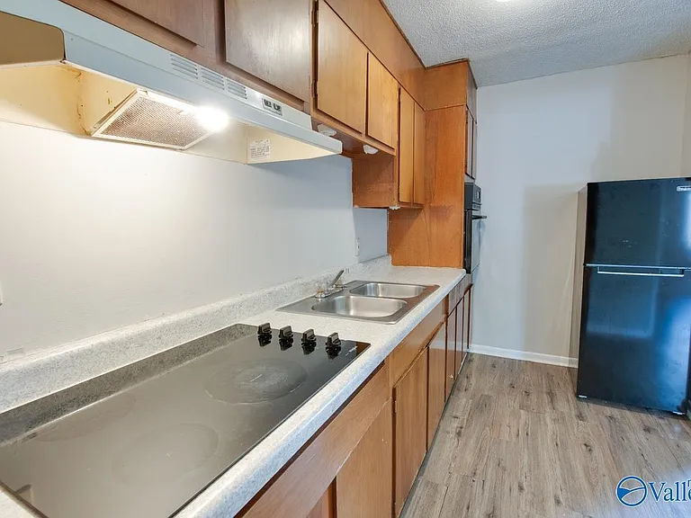 1330 Oshaughnessy Ave NE #A — Photo 23