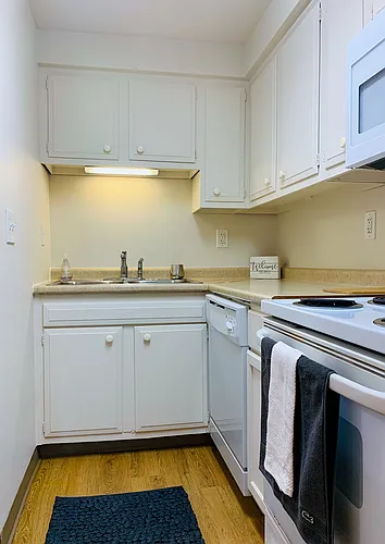 1817 S Nantucket Dr Photo 1