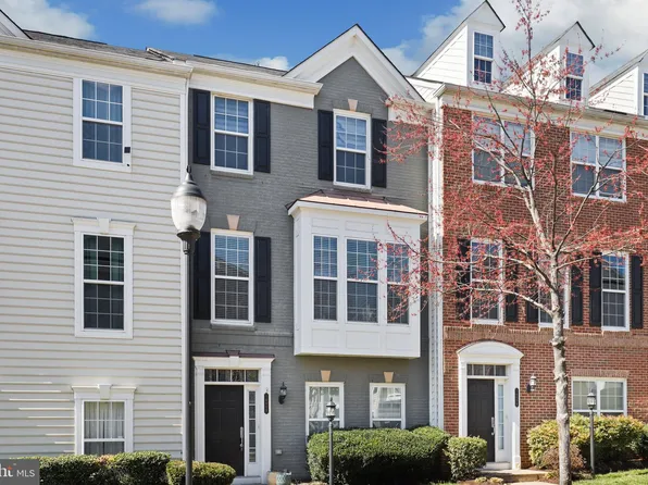 14698 Crossfield Way, Woodbridge, VA 22191