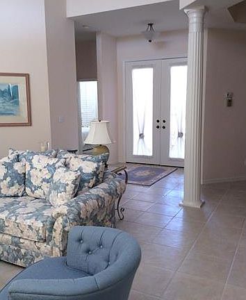 3rd image of 28618 Highgate Dr