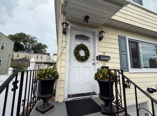 15-17 Hanford St #1, Newark, NJ 07114