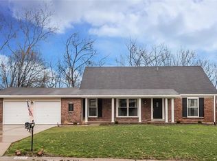 4118 Chasewood Dr, Saint Louis, MO 63128