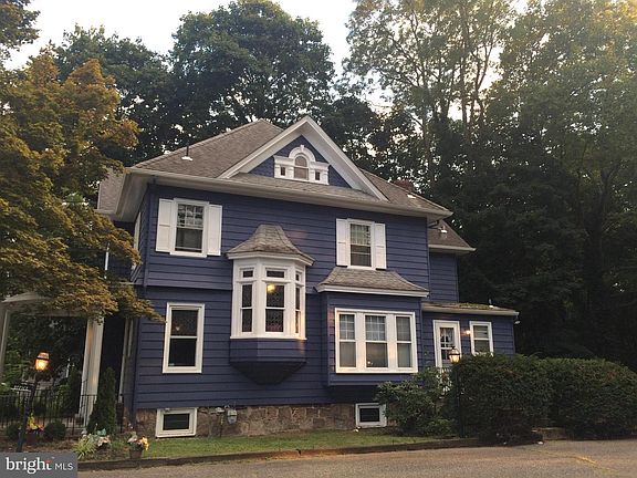 3rd image of 25 Delsea Dr S