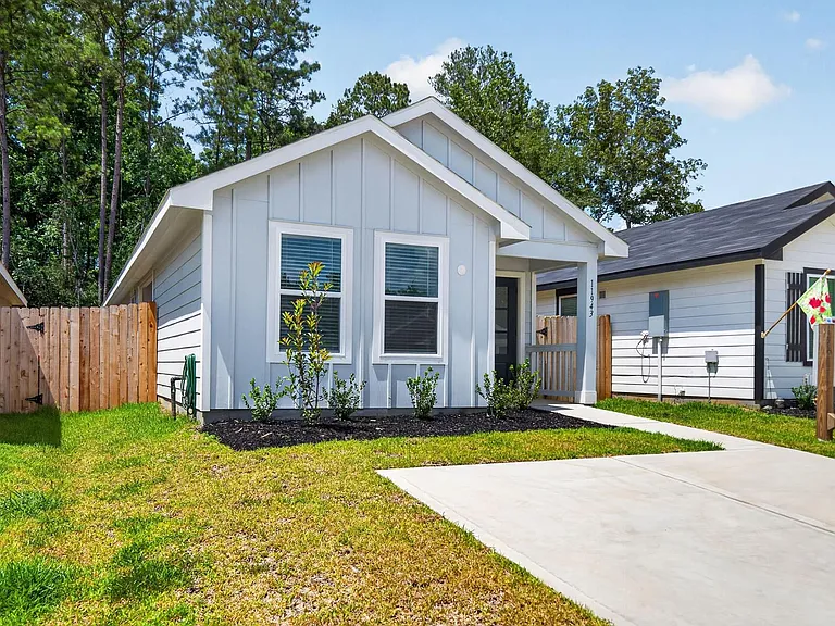 11943 Detar Ct — Photo 1