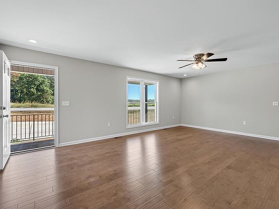 5th image of 4951 Baxter Rd
