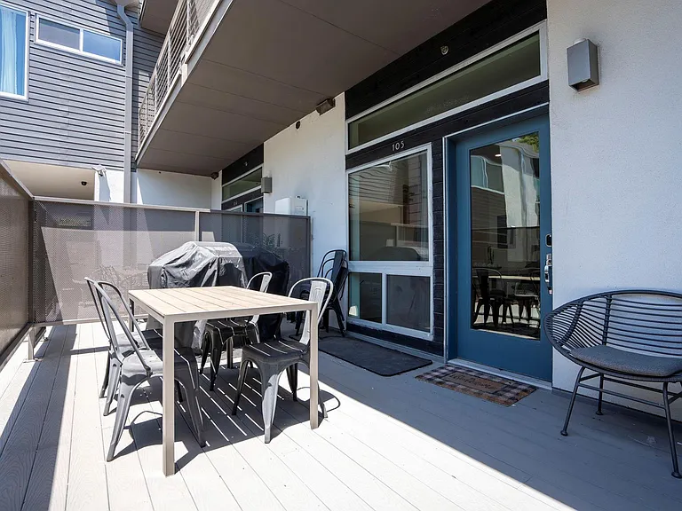 1701 E M L King Jr Blvd #105 — Photo 25