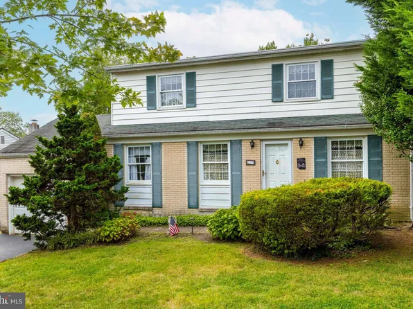 2920 Rossiter Ave, Roslyn, PA 19001